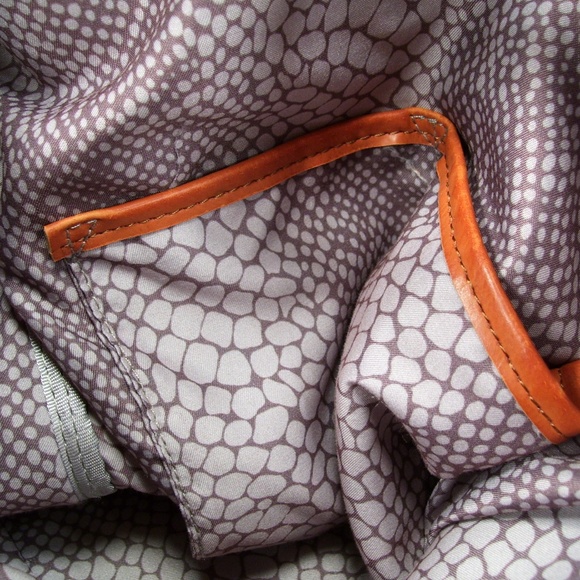 Extra Large Faux Leather Satchel - Picture 8 of 8